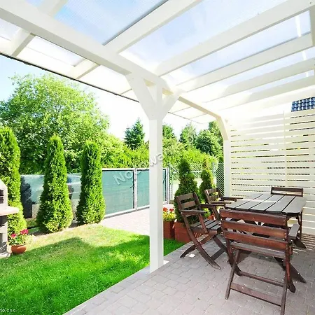 Letniskowe,apartamenty Wczasowa 8a Lodge *