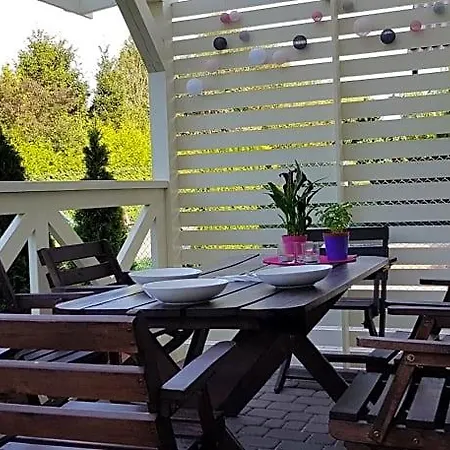 אכסניה Letniskowe,apartamenty Wczasowa 8a *
