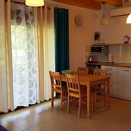 Letniskowe,apartamenty Wczasowa 8a
